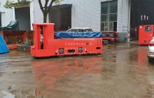 12噸遠(yuǎn)程遙控鋰電池電機車出廠測試