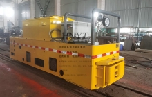 礦用電機(jī)車如何使用無人駕駛運(yùn)行單元？