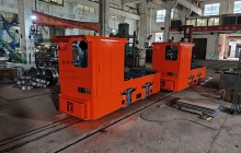 啟用長期閑置5噸湘潭電機(jī)車前要做什么？