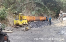 山西2.5噸防爆湘潭電機車海外煤礦運行視頻